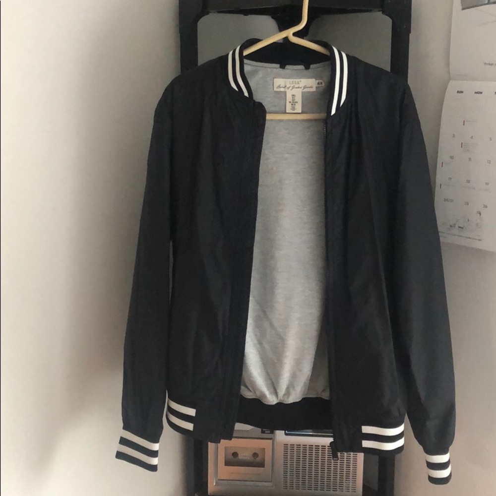 Bomber jacket